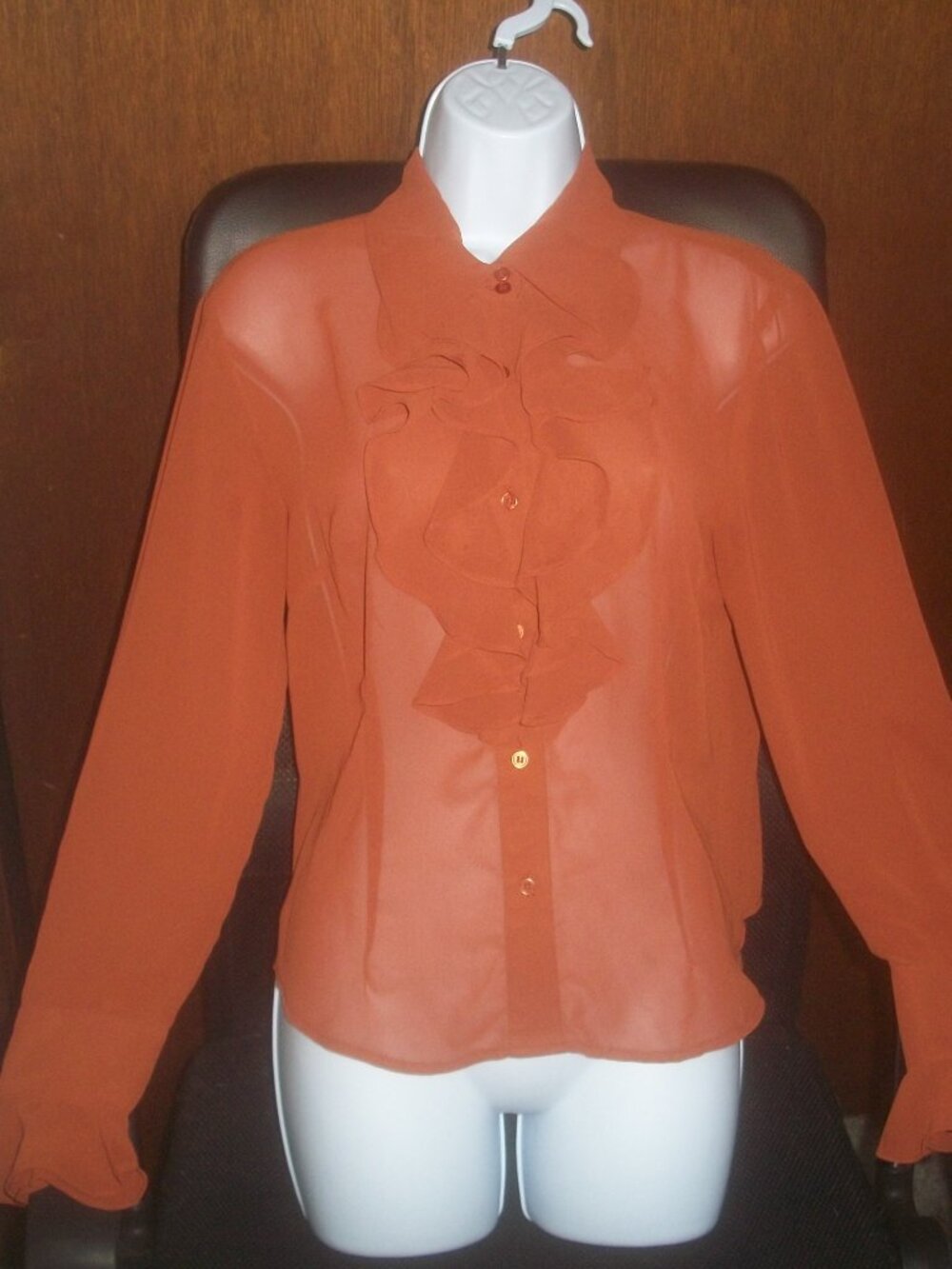 womens vintage autumn/fall button shirt. Victorian ruffled blouse. size 8 medium
